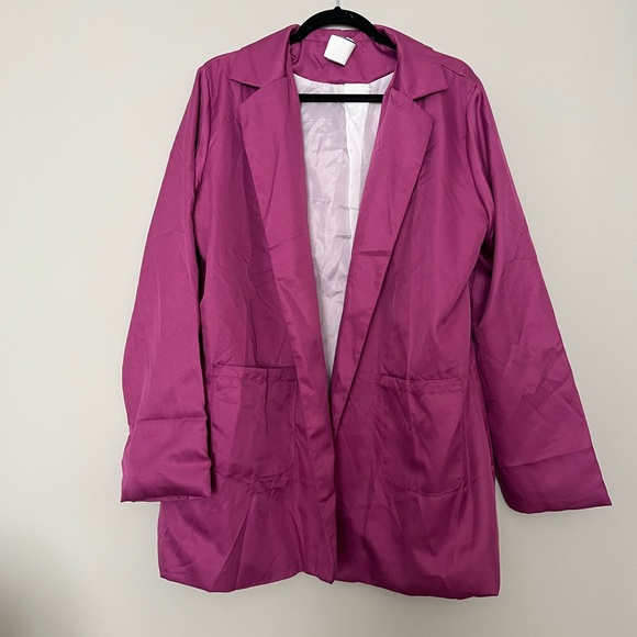 Blazer - Picture 1 of 1